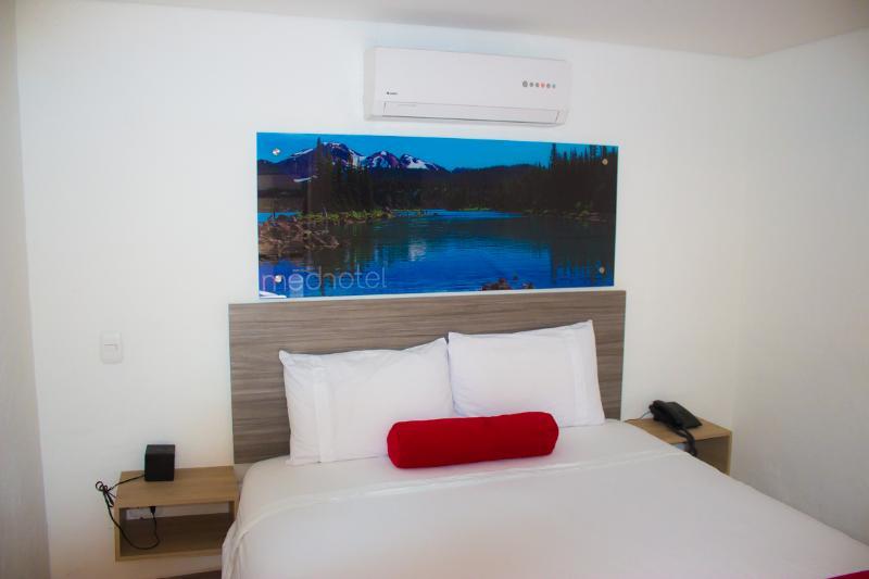Hotel Med 70 Medellín Buitenkant foto